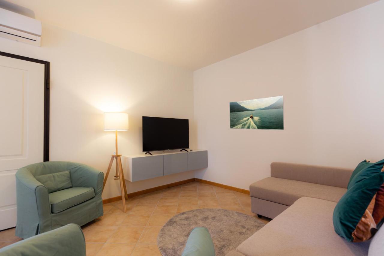 Porta Torre Como Apartment - By Relais Di Giada Buitenkant foto