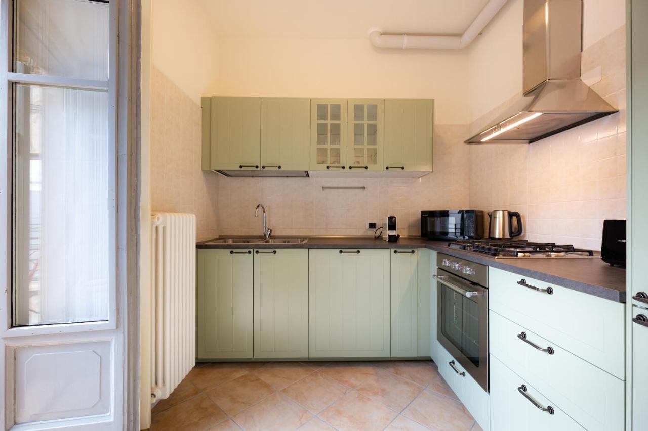 Porta Torre Como Apartment - By Relais Di Giada Buitenkant foto
