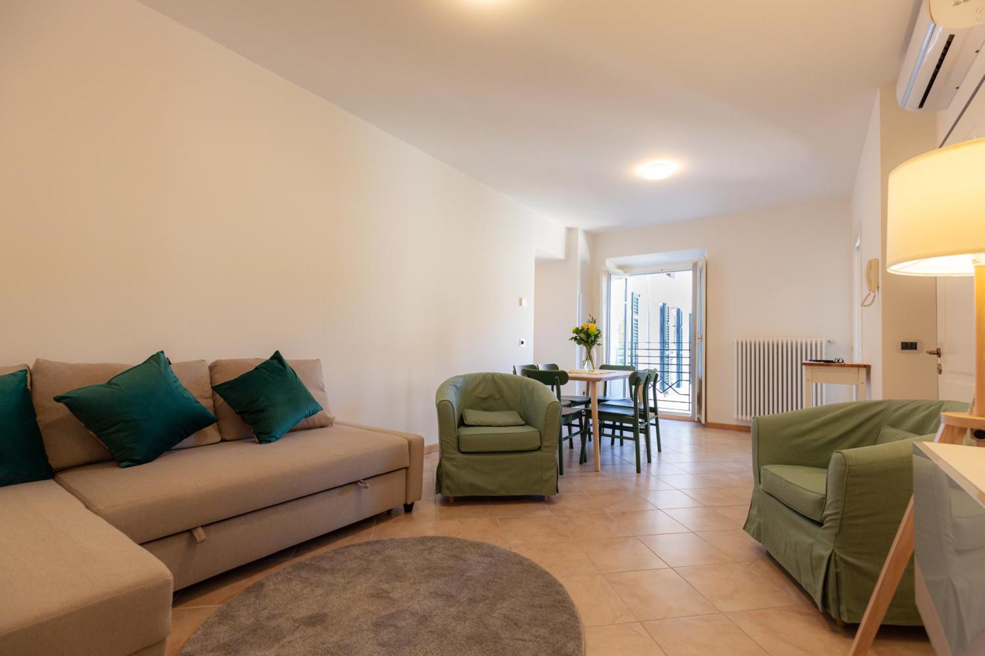 Porta Torre Como Apartment - By Relais Di Giada Buitenkant foto